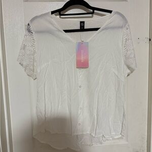 BloomChic White Button-Up Blouse with Lace Sleeves